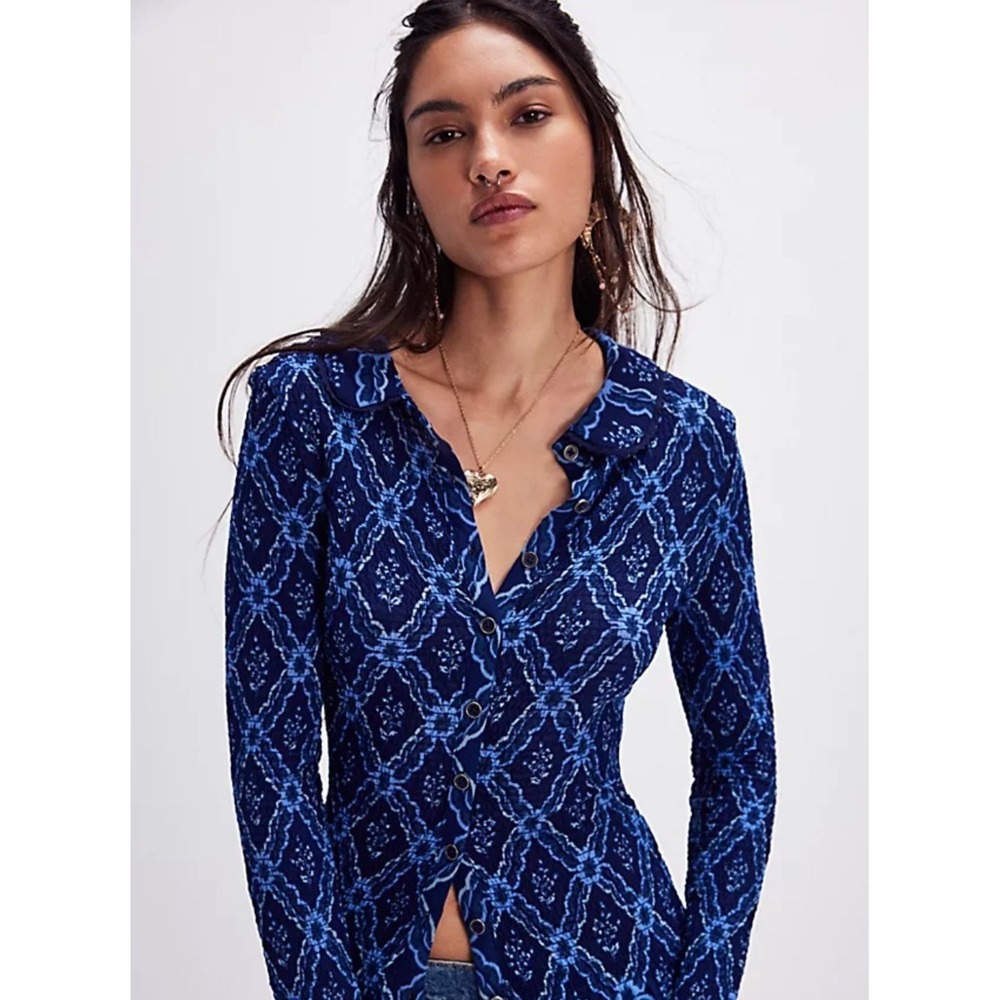 NWOT Free People Caught a Feeling Cardi Blue Long Sleeve Button Up Size Medium